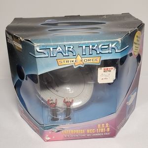 STAR TREK Strike Force USS Enterprise NCC-1701-D, Picard & Riker Playmates 1997
